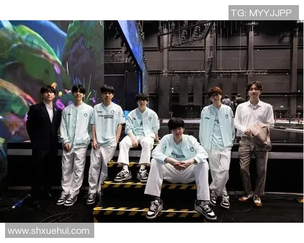 英雄联盟专题深度分析IG战队选手个人能力与团队协作的完美结合