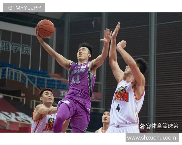 山东队对阵同曦队精彩比赛录像回放分析与精彩瞬间回顾